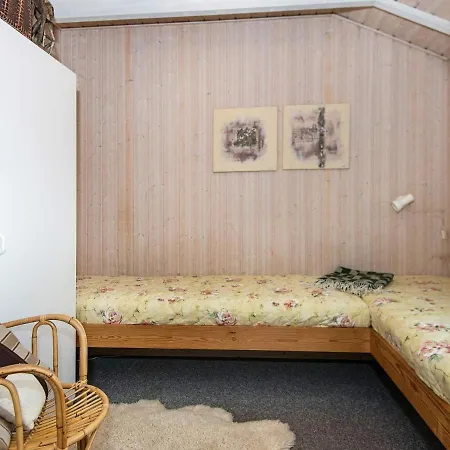 Holiday home Four-bedroom Holiday In Sjolund 2