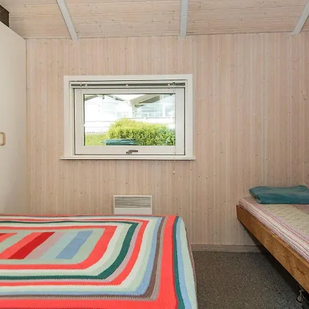 Four-bedroom Holiday In Sjolund 2 Sonder Bjert